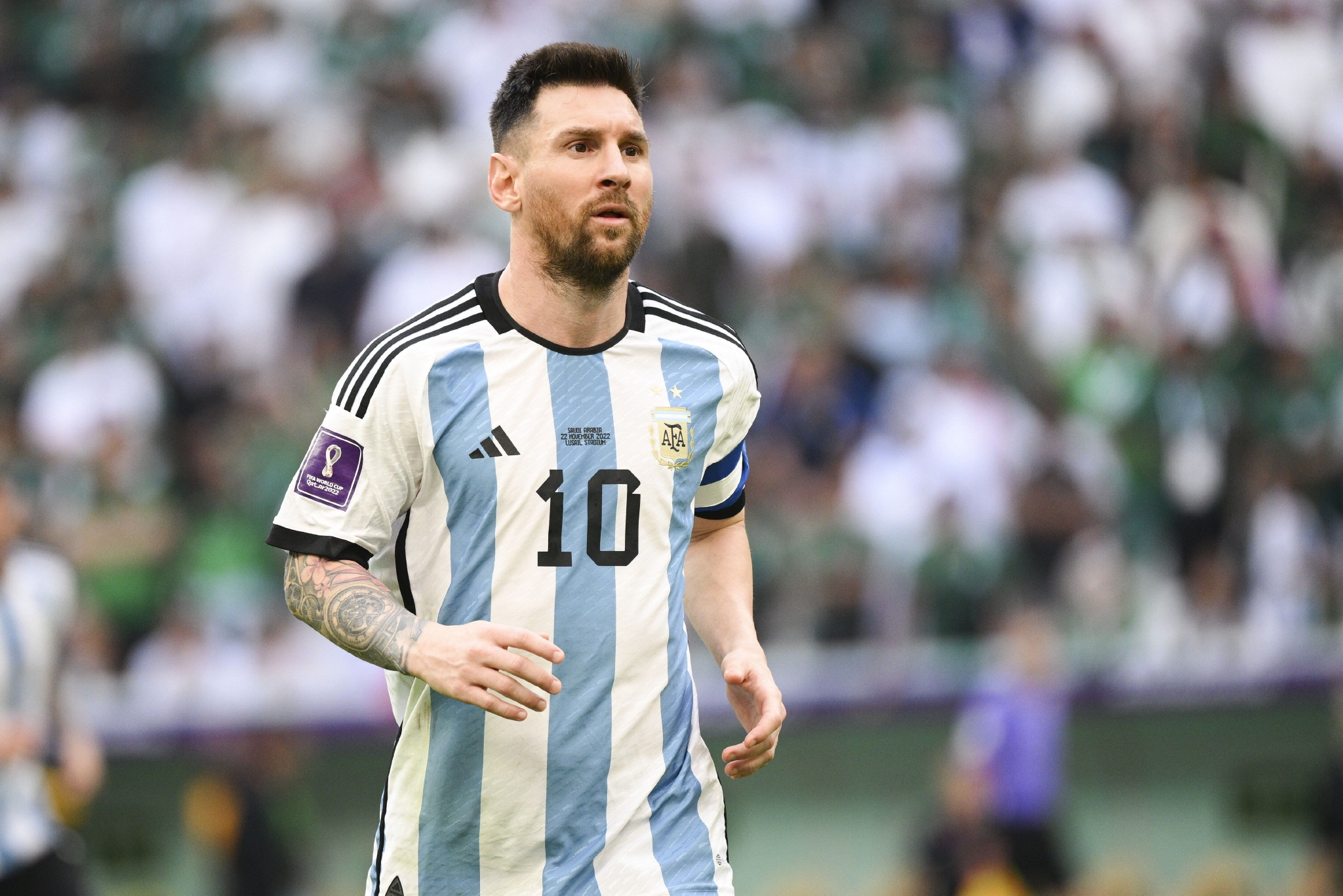 足球中的节奏变化如何训练？（足球比赛的节奏切换该怎么练？）