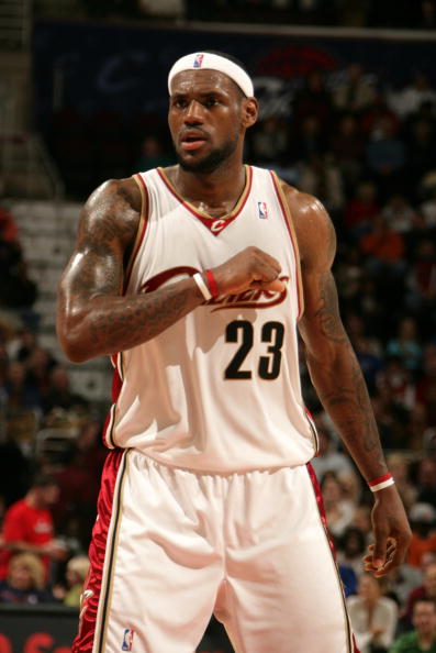 英超前瞻比分预测：利物浦VS桑德兰，柏林赫塔，热刺全部拿下！（英超前瞻及比分预判：利物浦迎战桑德兰，柏林赫塔与热刺全取三分）