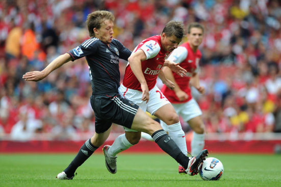 意甲第13轮纪律报告：阿莱格里对裁判出言不逊染红被停赛一场（意甲第13轮纪律通报：阿莱格里因对裁判出言不逊被红牌罚下，停赛一场）